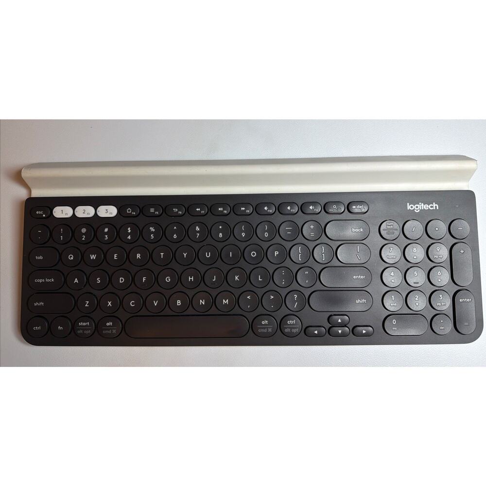 Logitech K780 Multi Device Wireless Keyboard TESTED WORKING NO USB DONGLE